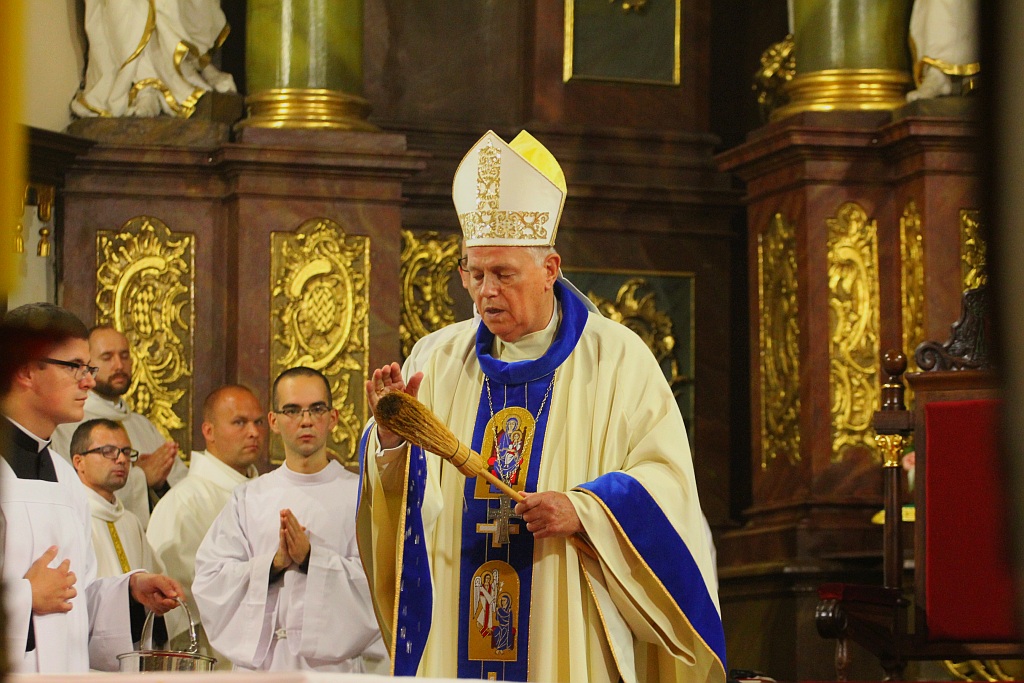 Blisko dziewięciuset pątników wyruszyło do Częstochowy