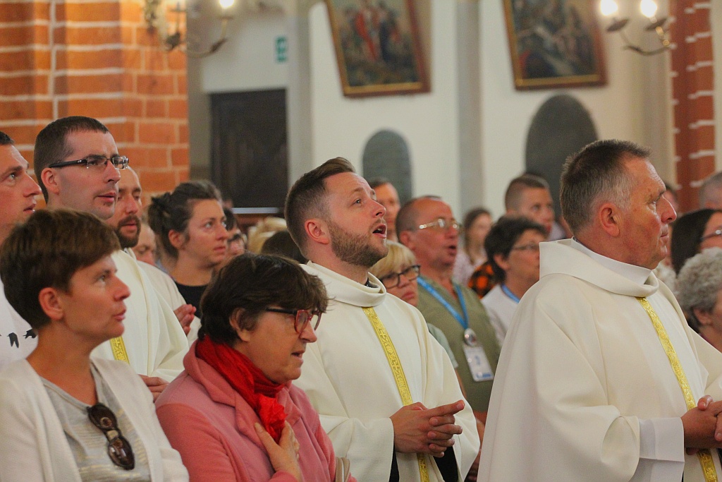 Blisko dziewięciuset pątników wyruszyło do Częstochowy