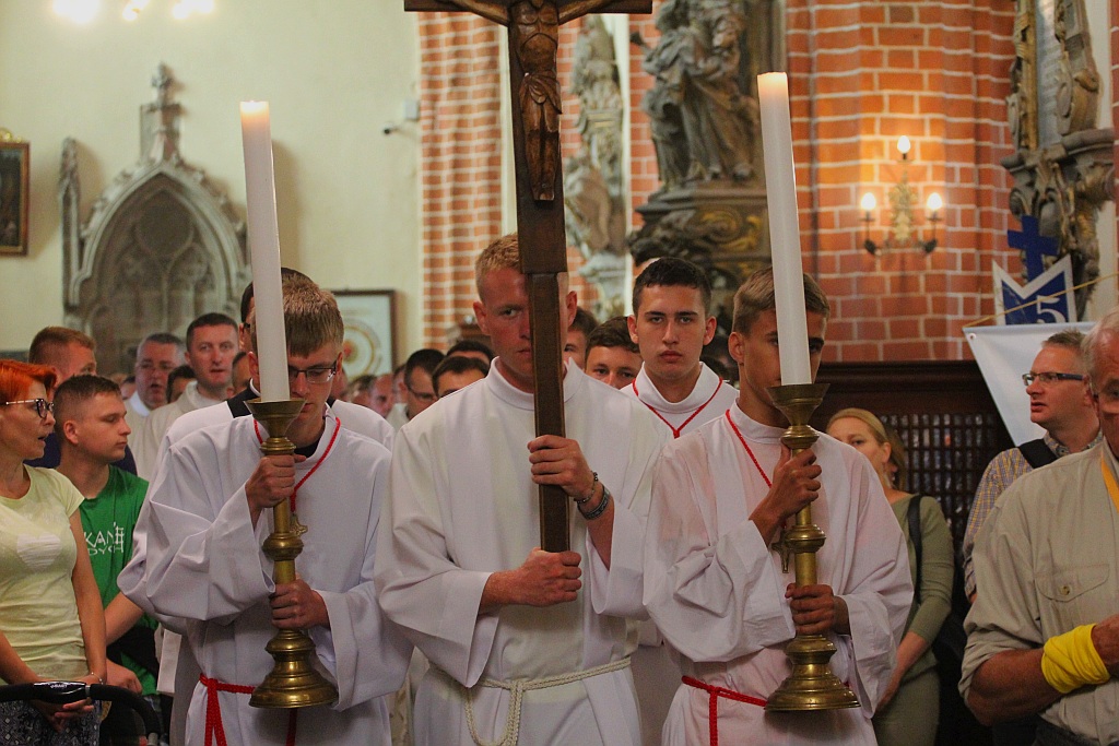 Blisko dziewięciuset pątników wyruszyło do Częstochowy