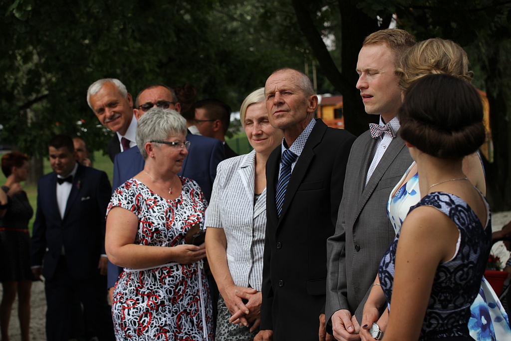 Wzięli ślub nad wodą zamiast w Urzędzie Stanu Cywilnego
