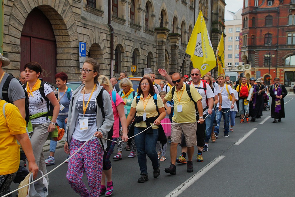 Blisko dziewięciuset pątników wyruszyło do Częstochowy
