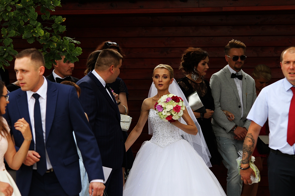 Wzięli ślub nad wodą zamiast w Urzędzie Stanu Cywilnego