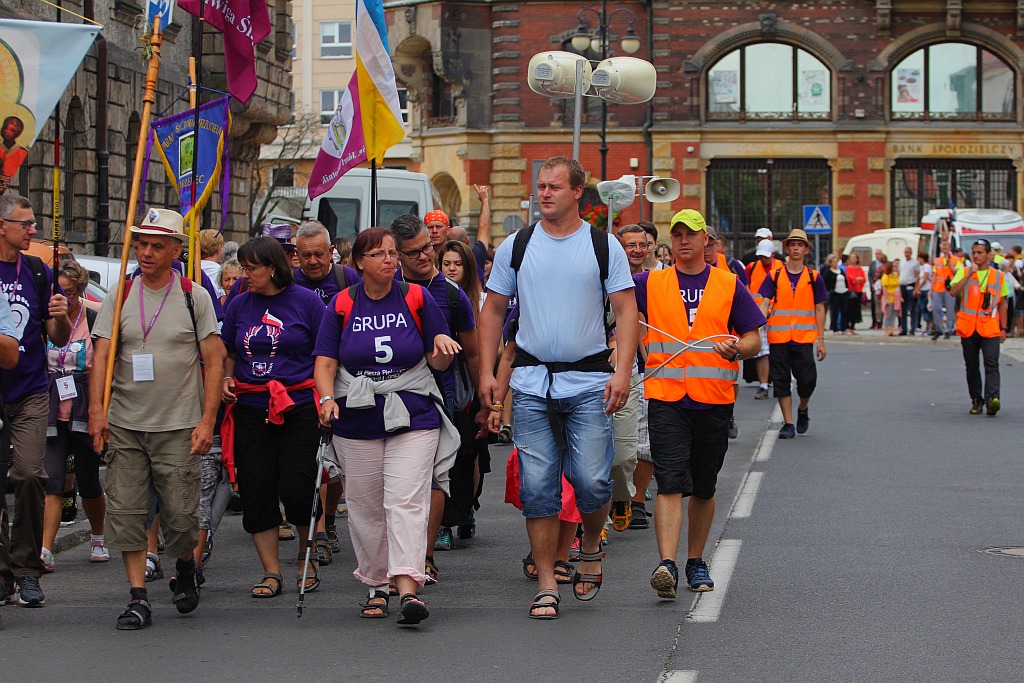 Blisko dziewięciuset pątników wyruszyło do Częstochowy