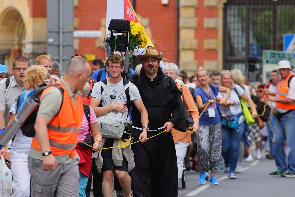 Blisko dziewięciuset pątników wyruszyło do Częstochowy