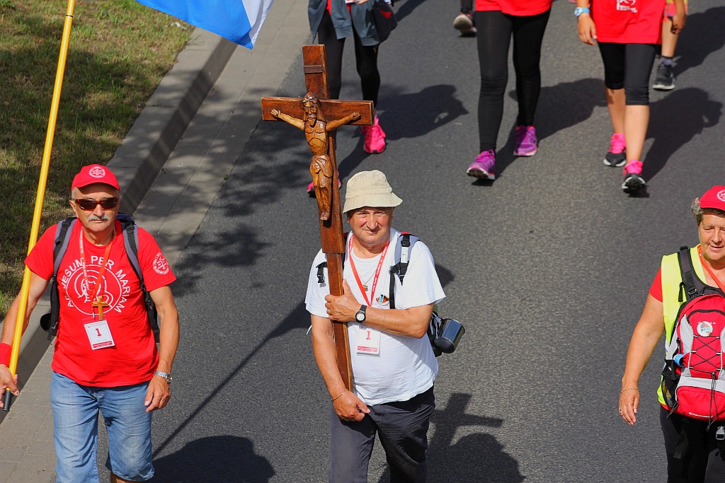 Blisko dziewięciuset pątników wyruszyło do Częstochowy