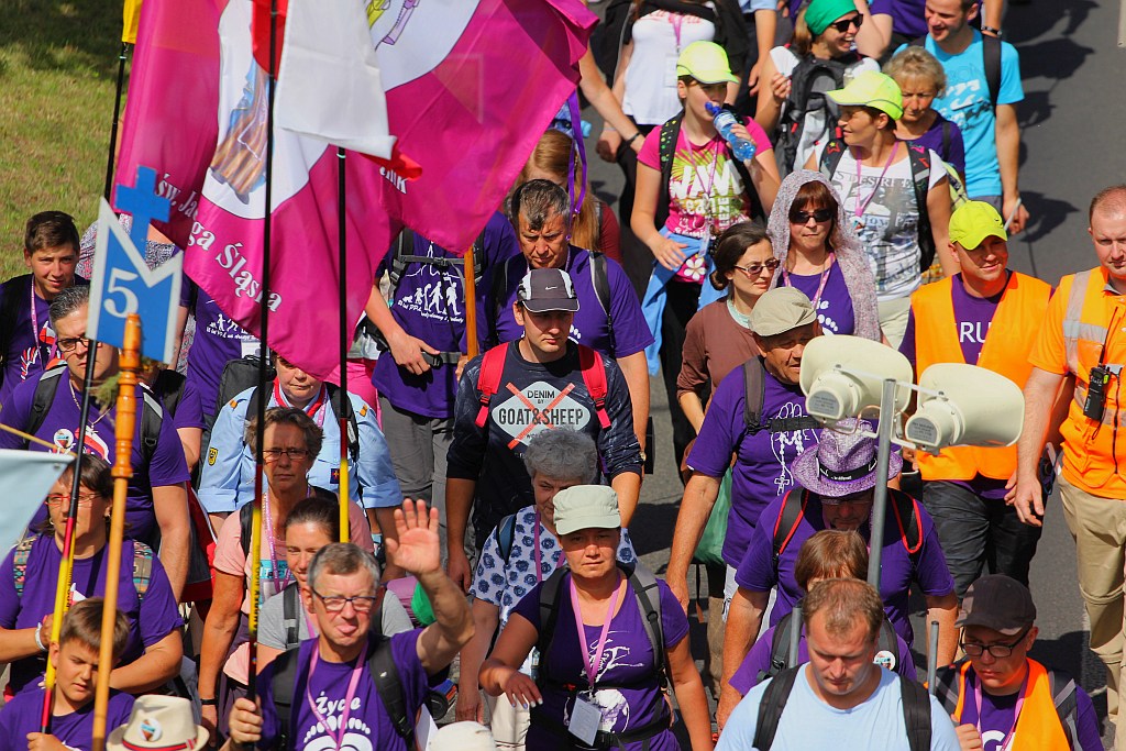 Blisko dziewięciuset pątników wyruszyło do Częstochowy