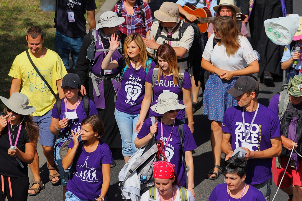 Blisko dziewięciuset pątników wyruszyło do Częstochowy