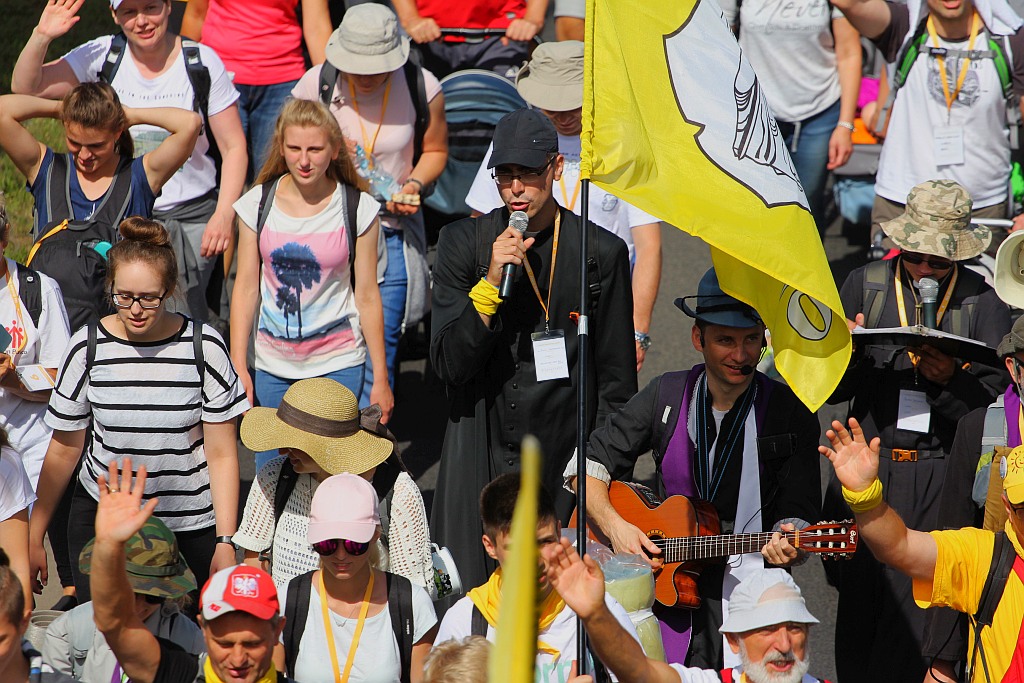 Blisko dziewięciuset pątników wyruszyło do Częstochowy