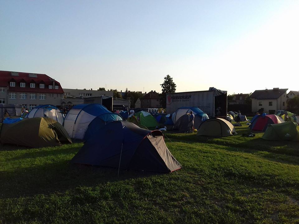 Czwarty upalny dzień pielgrzymów w drodze na Jasną Górę