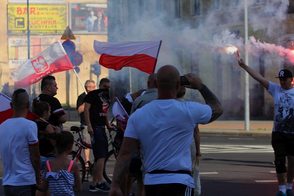 Legnicka Grupa Patriotyczna zatrzymała ruch na placu Wilsona