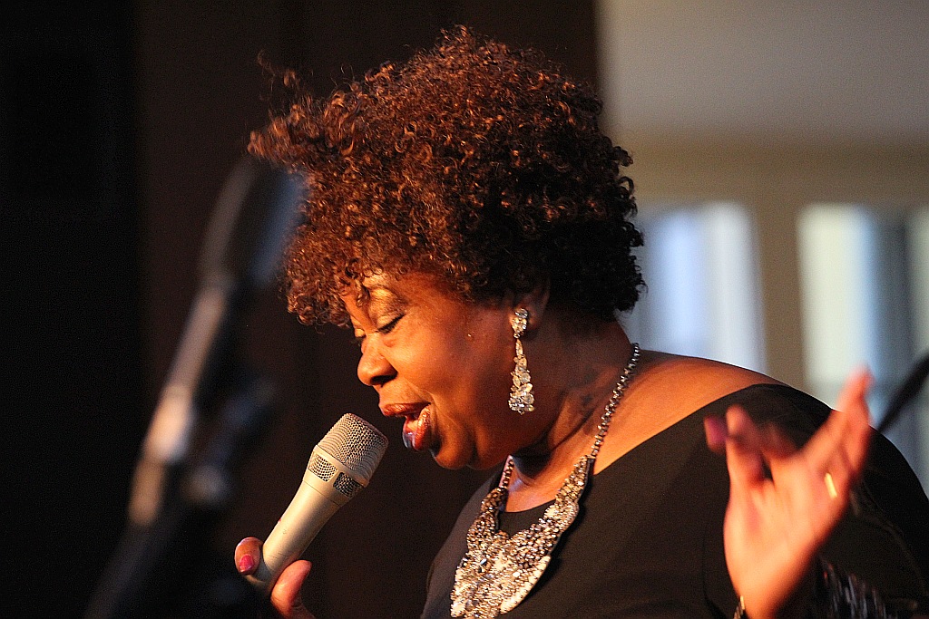 Pełna Sala Maneżowa na koncercie Deborah Brown Quartet