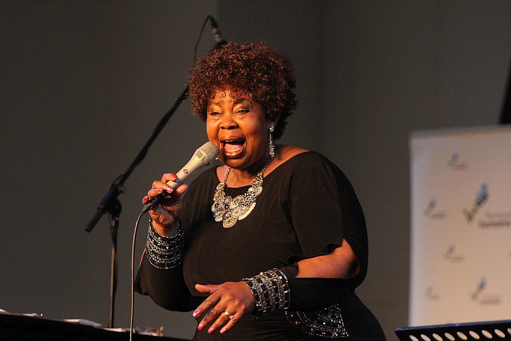 Pełna Sala Maneżowa na koncercie Deborah Brown Quartet