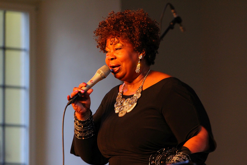 Pełna Sala Maneżowa na koncercie Deborah Brown Quartet