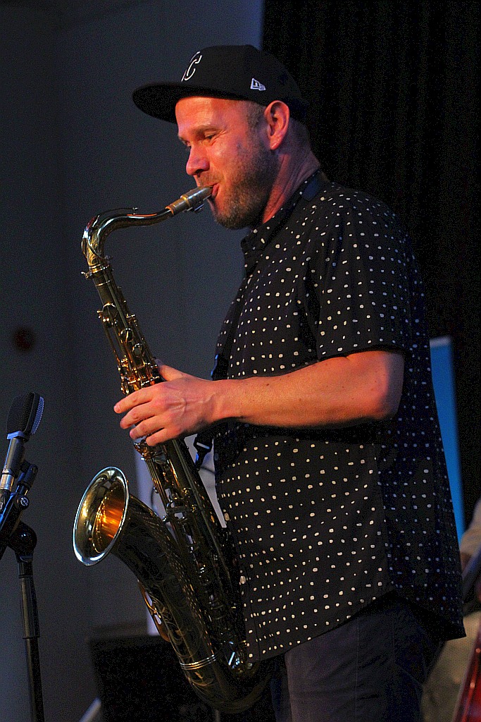 Pełna Sala Maneżowa na koncercie Deborah Brown Quartet