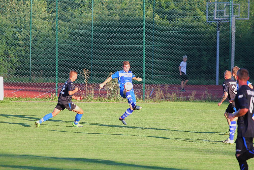 Orkan Szczedrzykowice za silny dla Kaczawy Bieniowice