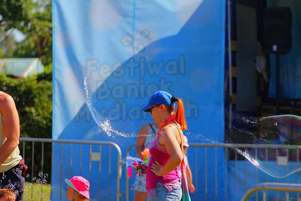 Festiwal Baniek Mydlanych w Parku Bielańskim w Legnicy