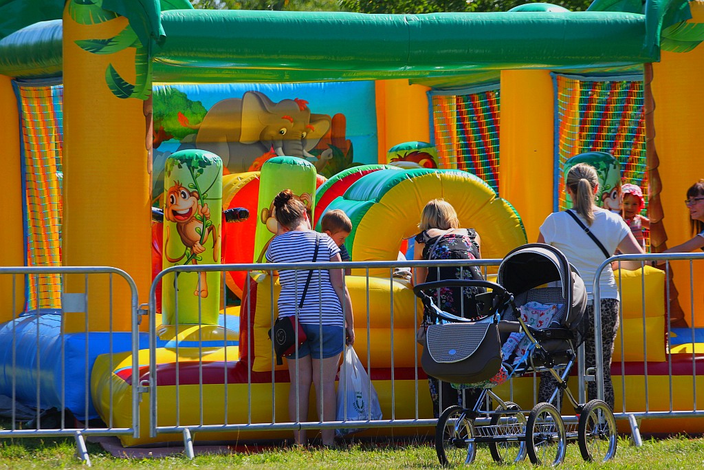 Festiwal Baniek Mydlanych w Parku Bielańskim w Legnicy