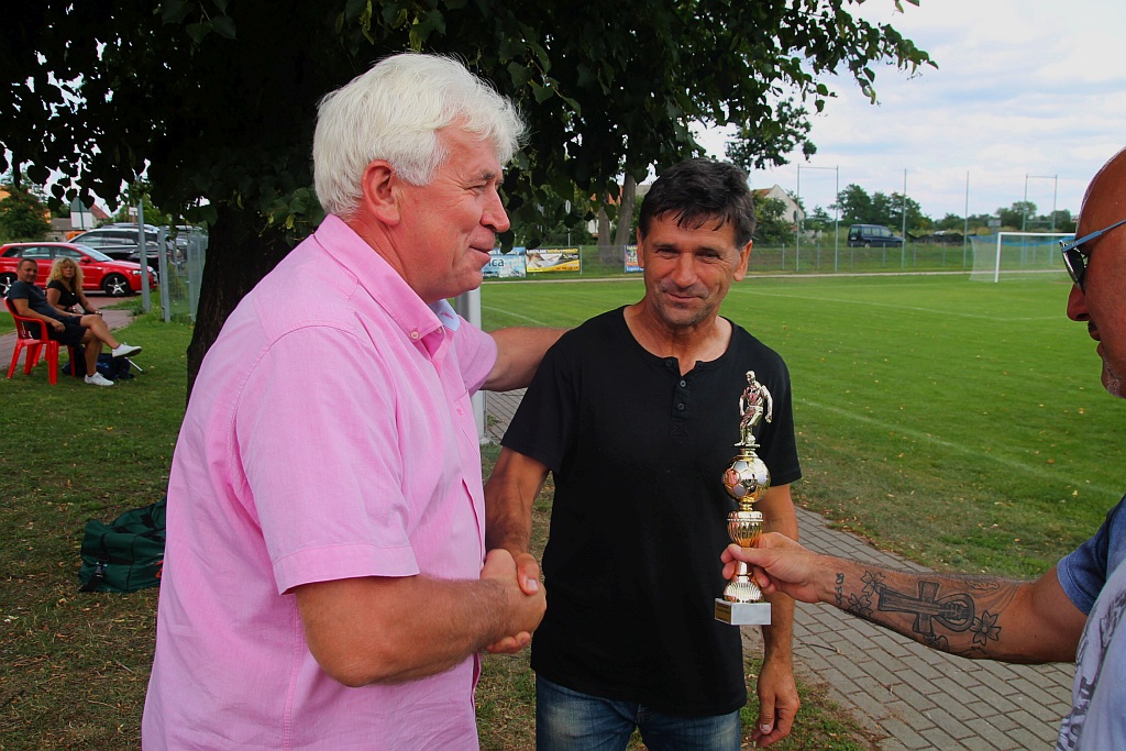 Maciej Murawski wystąpił w turnieju oldbojów w Bieniowicach