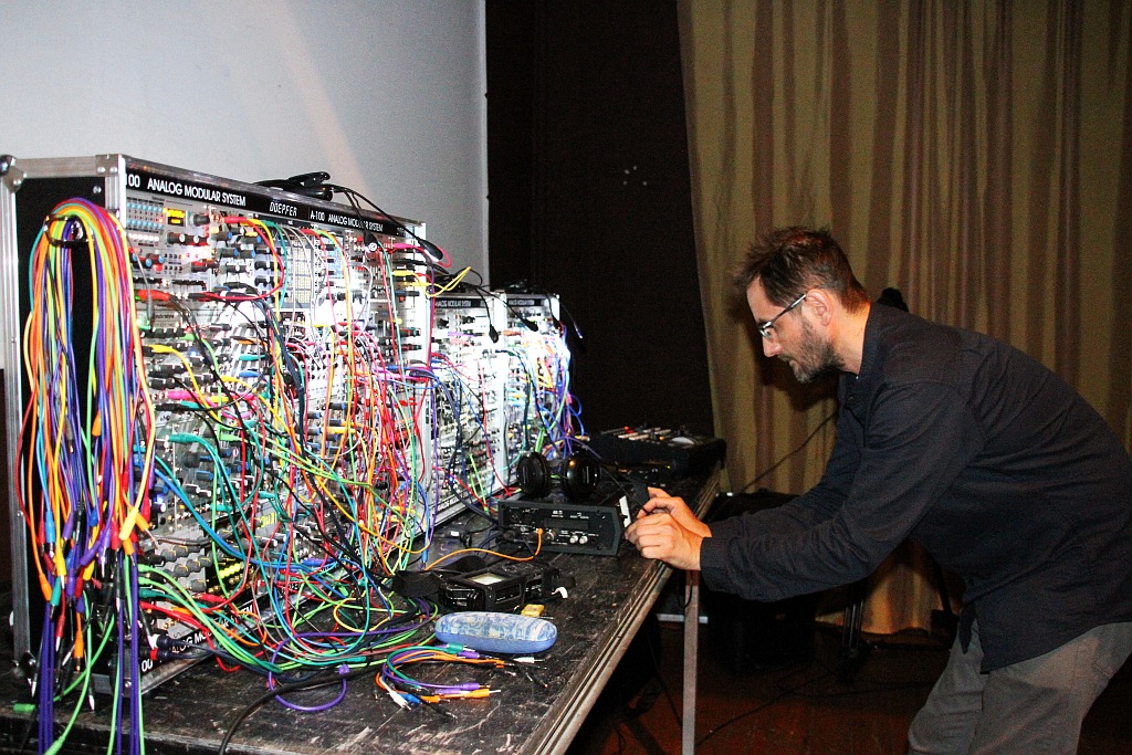 Projekt „Performance – instrukcja obsługi” w teatrze