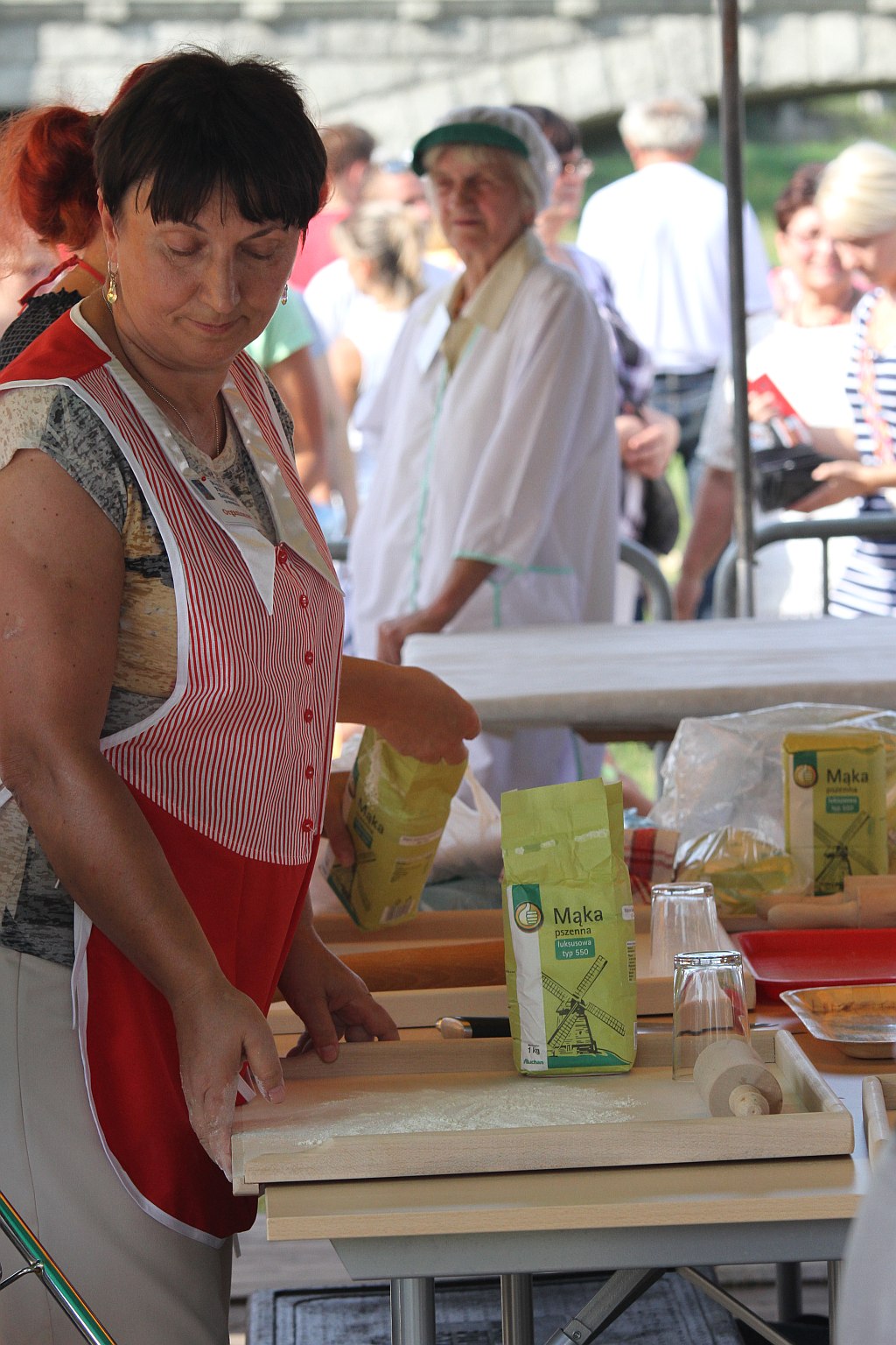 Wanda Łysy nową mistrzynią Legnicy w lepieniu pierogów