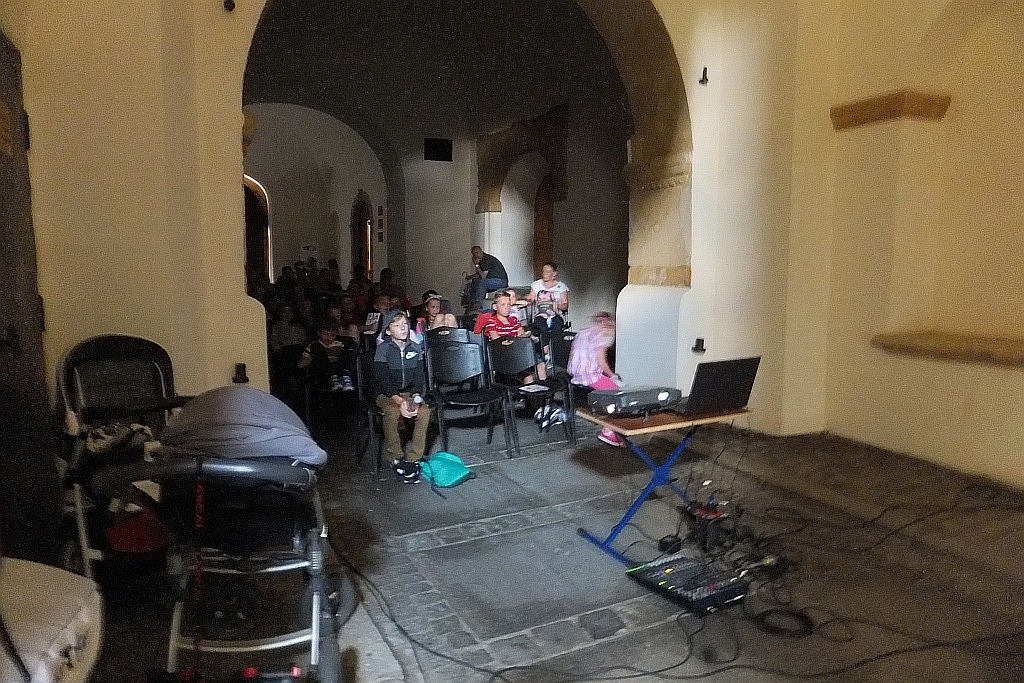 Filmowe Śniadanie na dziedzińcu Zamku Piastowskiego