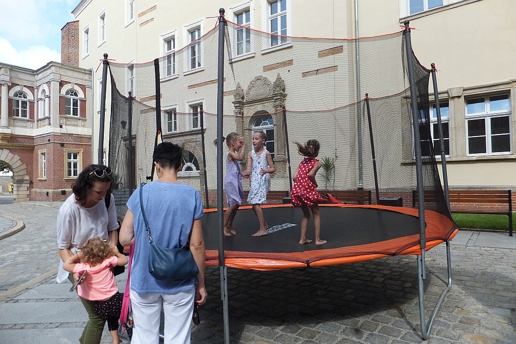 Filmowe Śniadanie na dziedzińcu Zamku Piastowskiego