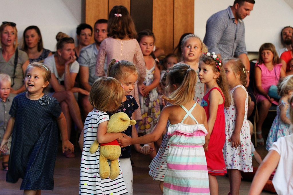 Spektakl „Pan Tenorek w krainie bajek” w sali Maneżowej