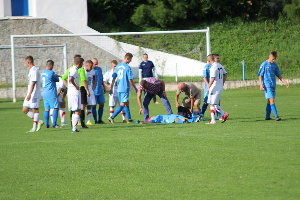 Cztery gole piłkarzy Konfeksu Legnica w meczu z Czarnymi Rokitki