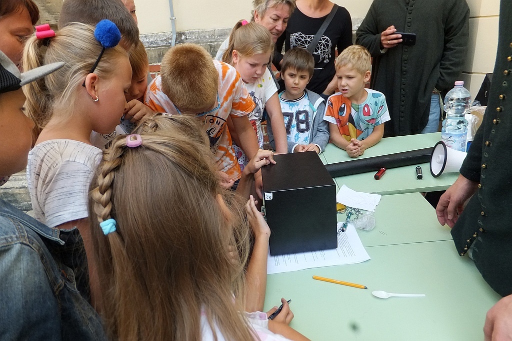 Odkrywali tajemnice kryjące się w wieży Świętego Piotra