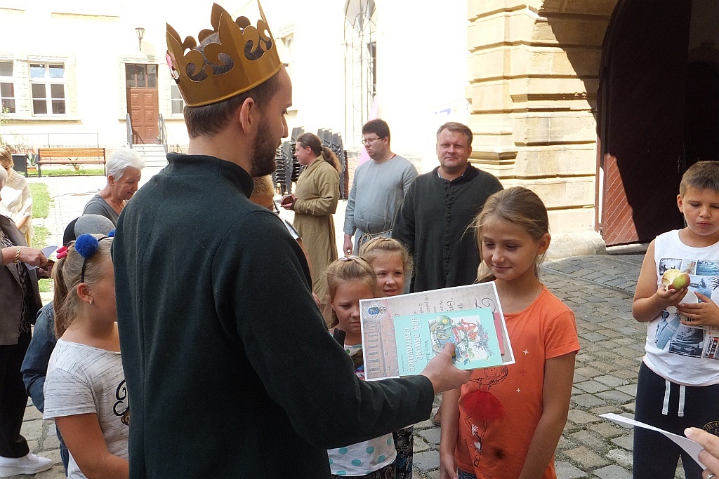 Odkrywali tajemnice kryjące się w wieży Świętego Piotra