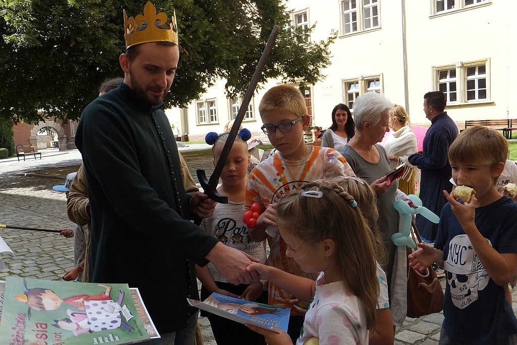 Odkrywali tajemnice kryjące się w wieży Świętego Piotra