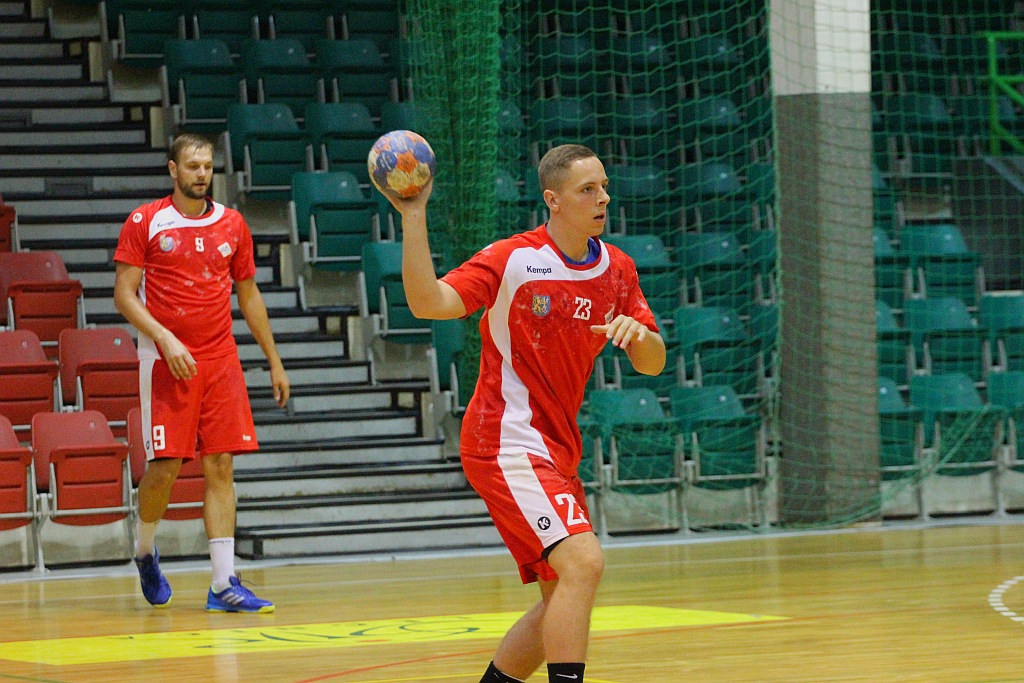 Sparingowa porażka piłkarzy ręcznych Siódemki Miedź Legnica