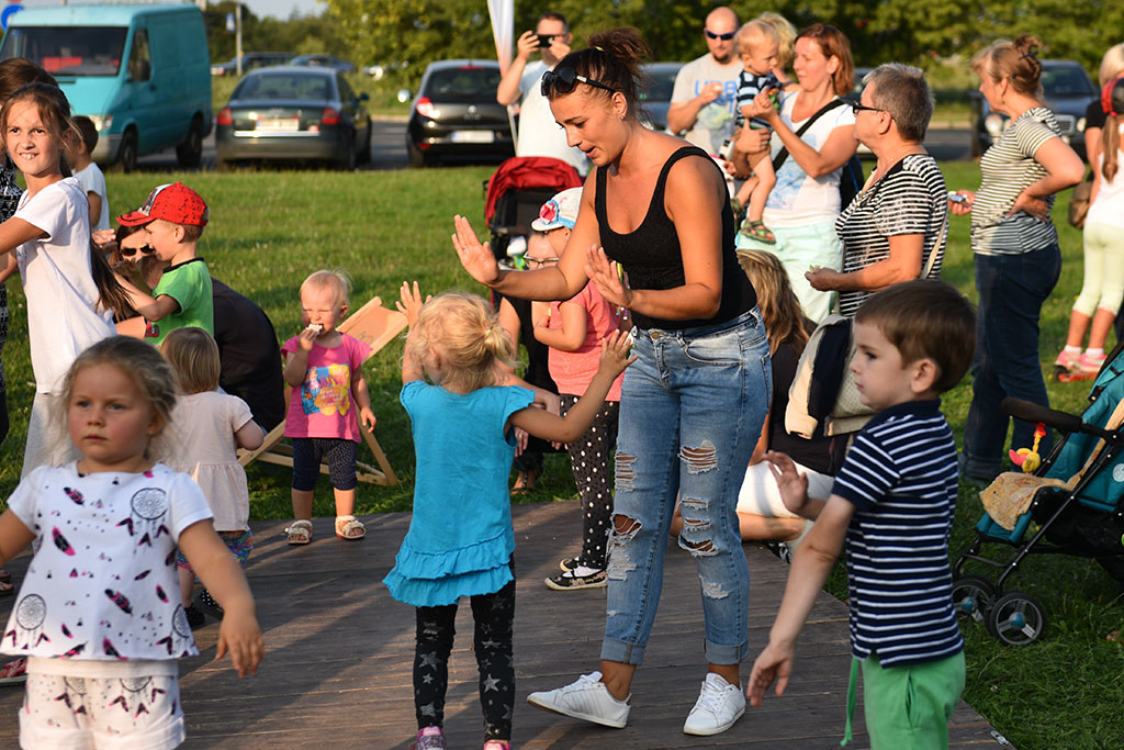 W piątek o piątej bawiły się całe rodziny