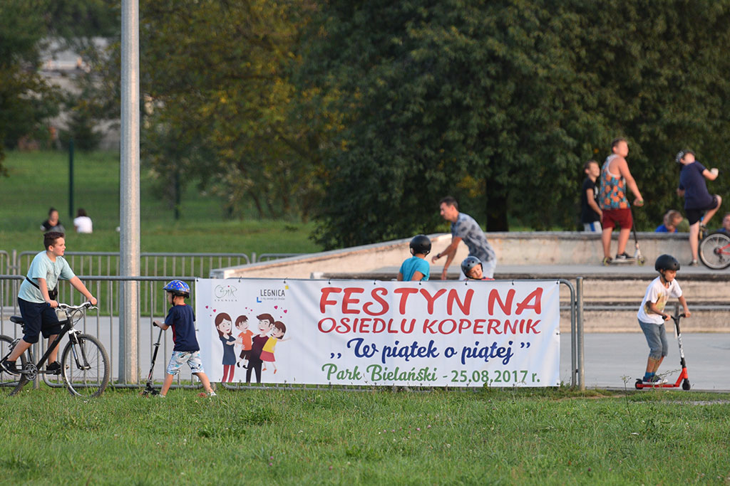 W piątek o piątej bawiły się całe rodziny