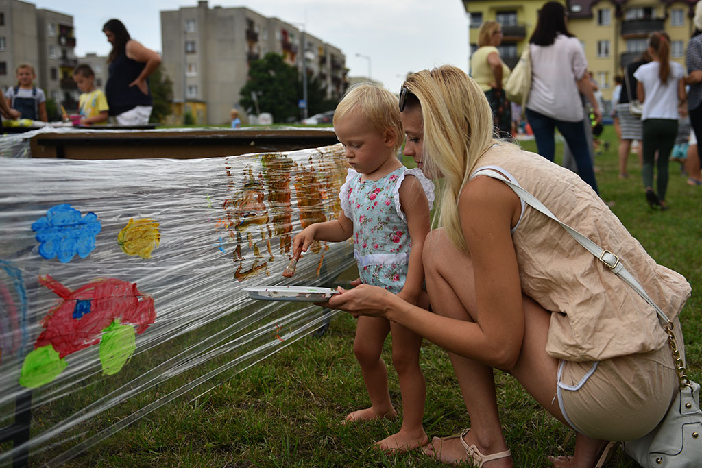 Całe rodziny bawiły się na pikniku zorganizowanym przez LCK