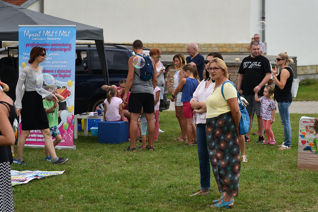 Całe rodziny bawiły się na pikniku zorganizowanym przez LCK