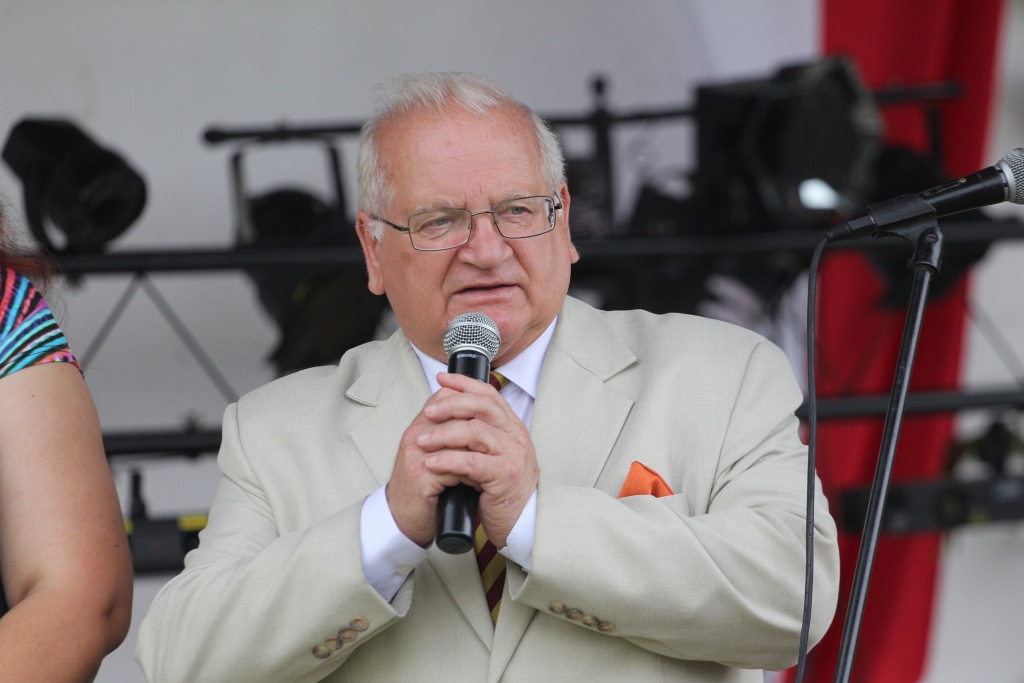 Mieszkańcy gminy Ruja świętują w Tyńcu dożynki gminne