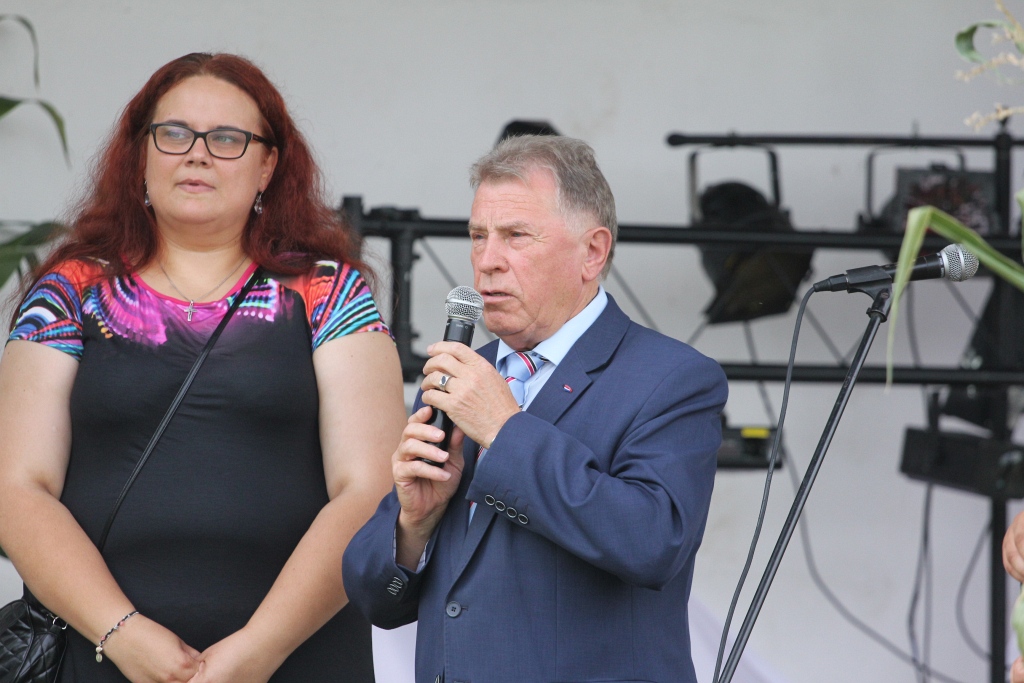Mieszkańcy gminy Ruja świętują w Tyńcu dożynki gminne