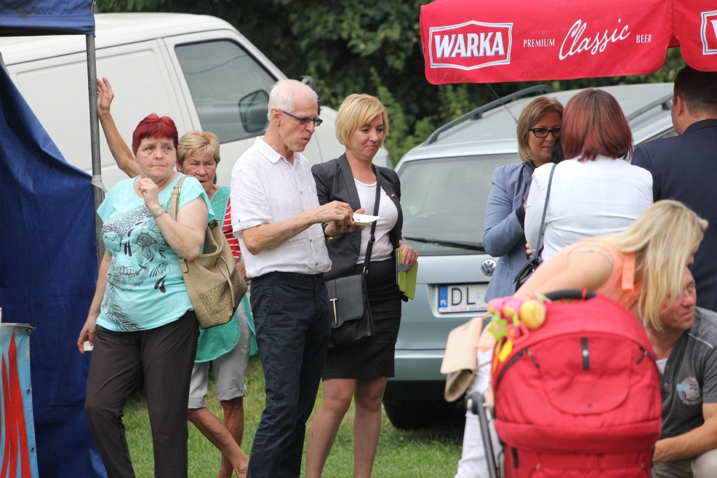 Mieszkańcy gminy Ruja świętują w Tyńcu dożynki gminne