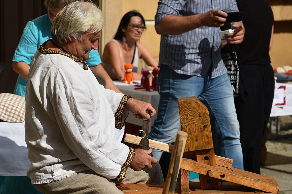 V Legnicki Festiwal Kultur na dziedzińcu Akademii Rycerskiej