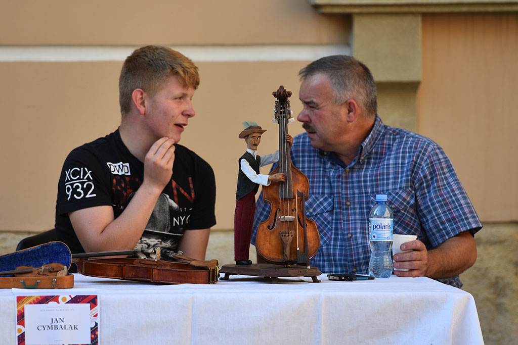 V Legnicki Festiwal Kultur na dziedzińcu Akademii Rycerskiej