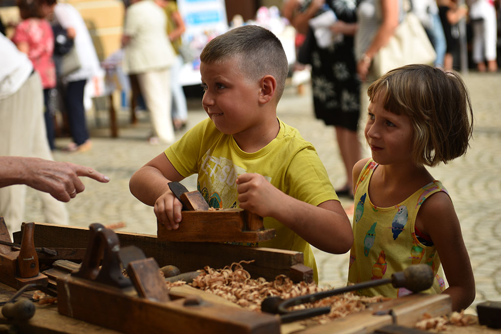 V Legnicki Festiwal Kultur na dziedzińcu Akademii Rycerskiej