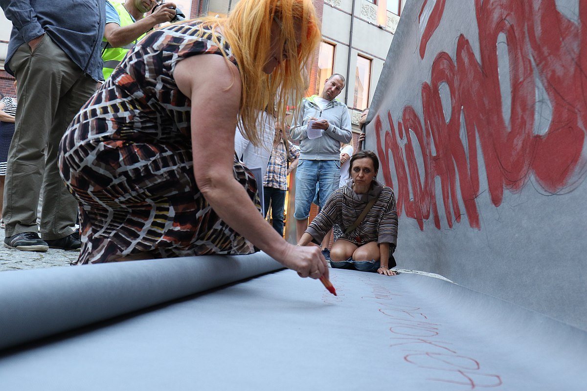 Związek zawodowy zwany „Solidarnością” zakłamuje historię