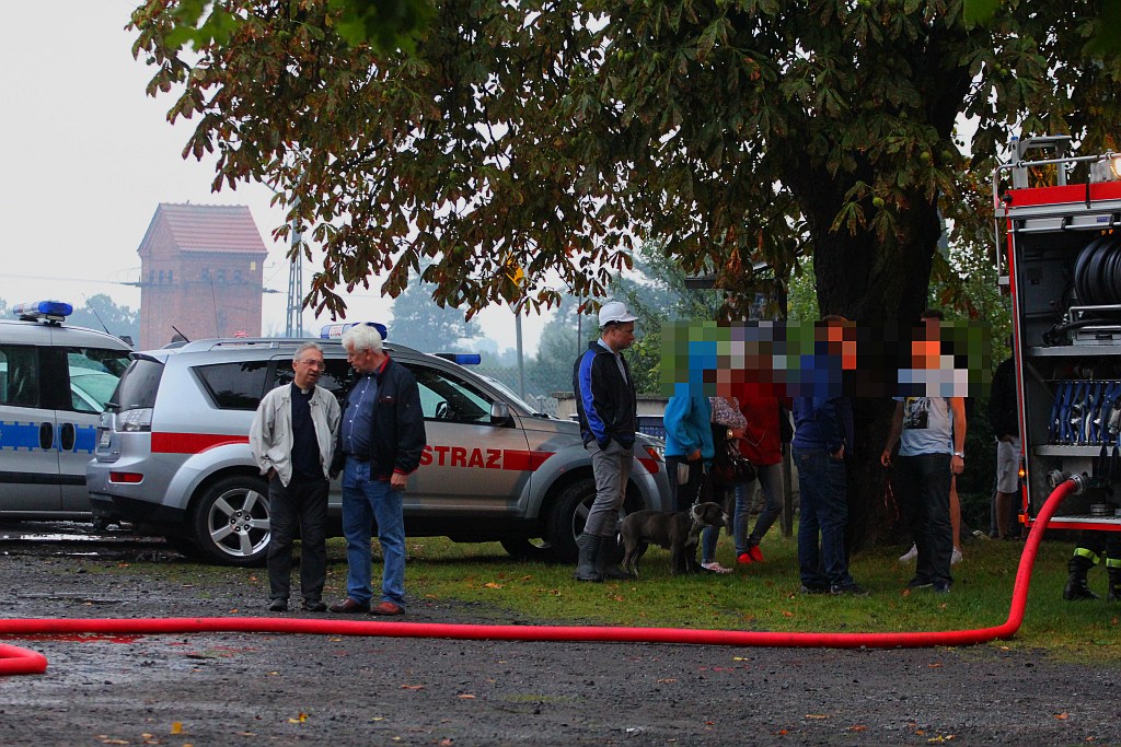 11 zastępów straży gasi pożar w Szczytnikach nad Kaczawą