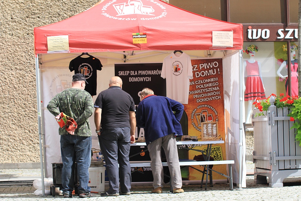 Pierwszy legnicki Festiwal Piwa odbywa się w centrum miasta