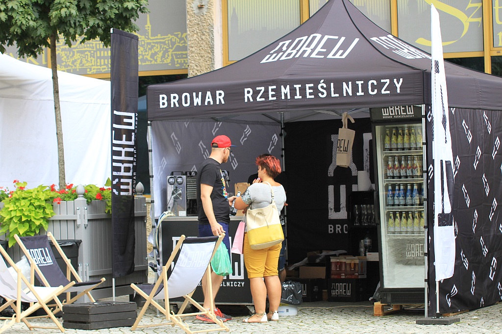 Pierwszy legnicki Festiwal Piwa odbywa się w centrum miasta