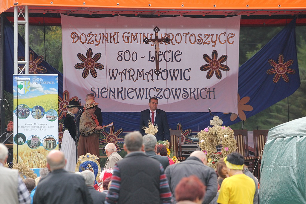 Warmątowice Sienkiewiczowskie gospodarzem dożynek   gminnych
