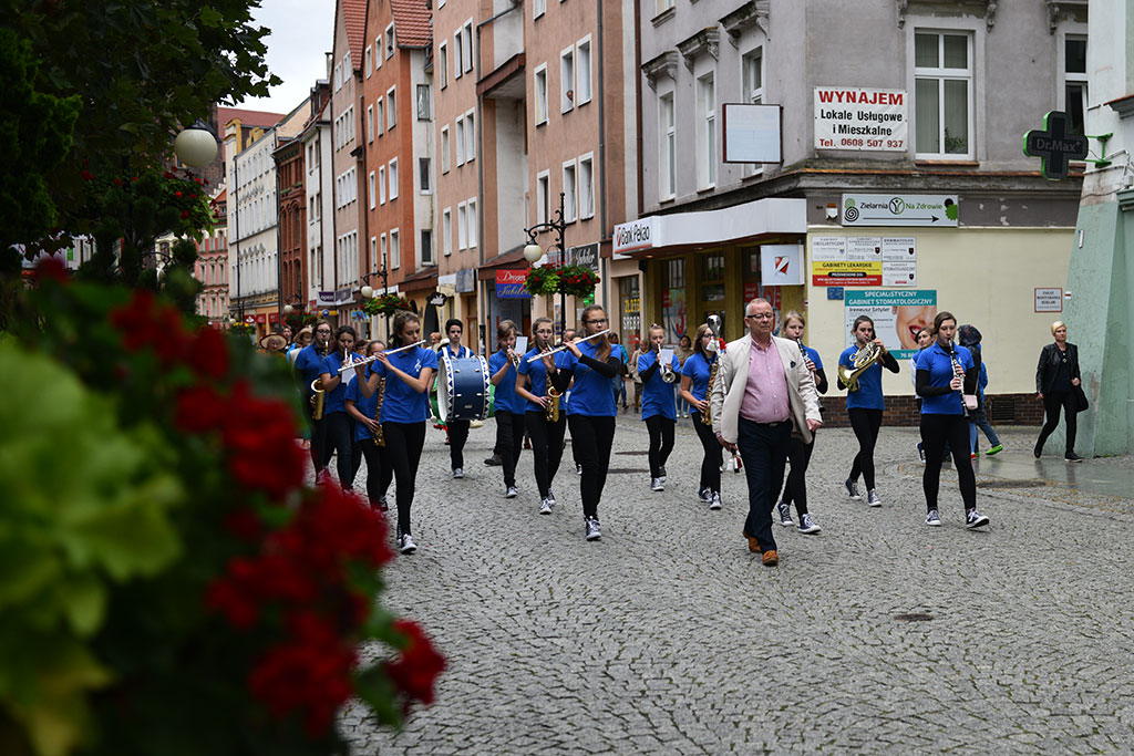 W legnickim rynku odbyło się wielkie „Święto Ogórka”