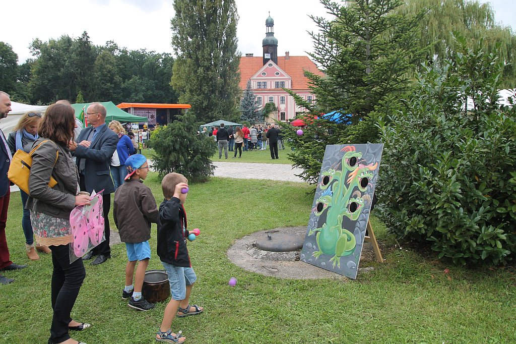 Warmątowice Sienkiewiczowskie gospodarzem dożynek   gminnych