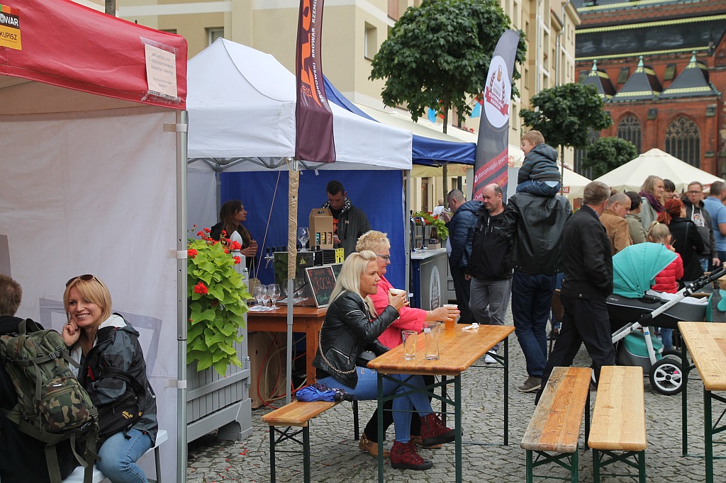 W legnickim rynku odbyło się wielkie „Święto Ogórka”
